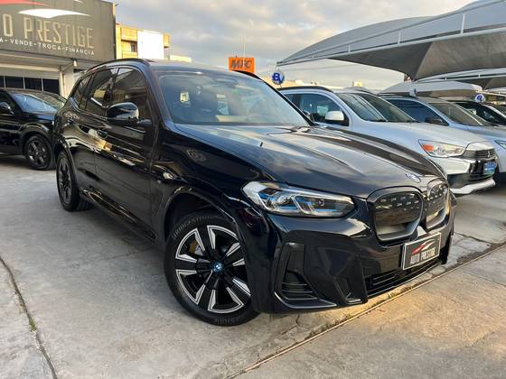 BMW iX3 ELÉTRICO M SPORT BMW iX3 ELÉTRICO M SPORT